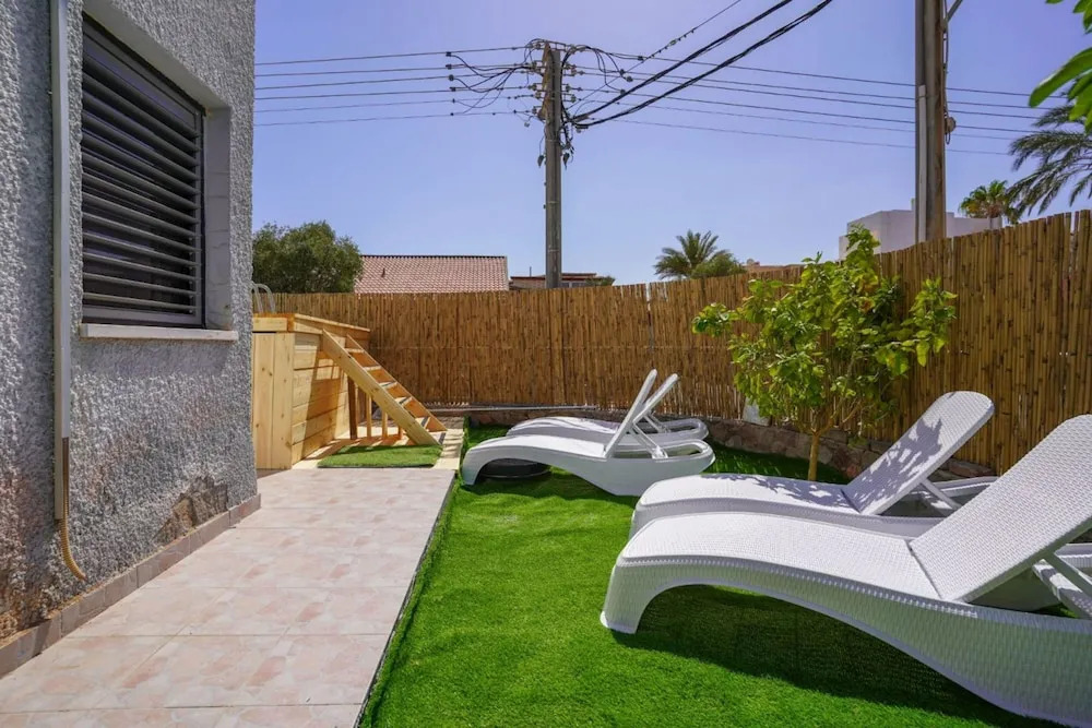 YalaRent Green Garden Villa with Private Pool