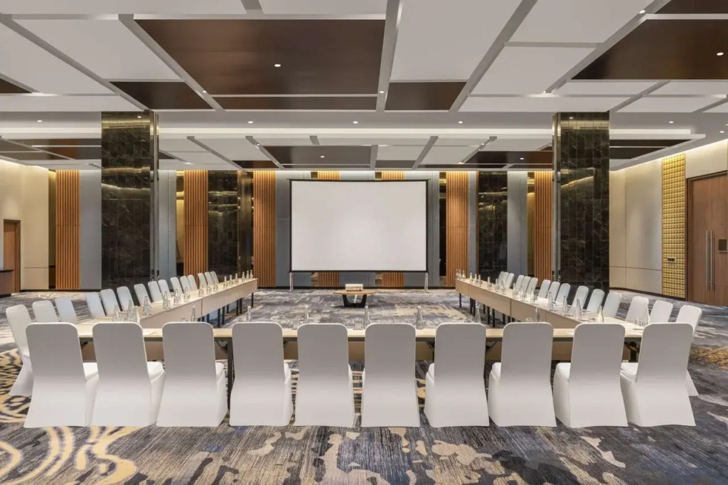 Grand Mercure Batam Centre