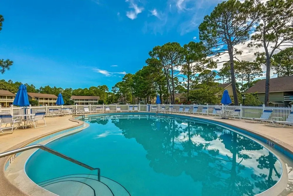 542nd98c 2 Bedroom Condo
