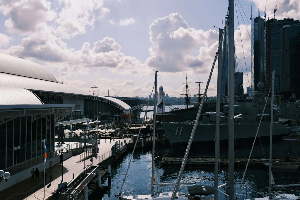 Metro Apartments on Darling Harbour