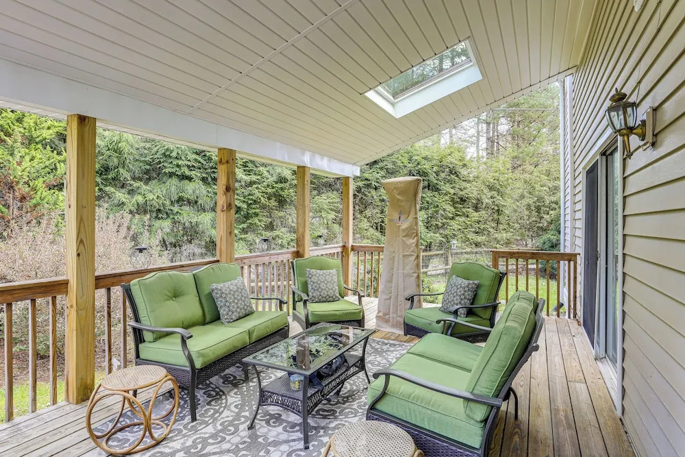Group Getaway in Newland w/ Lake & Pool Access