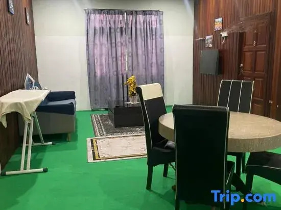 OYO 91250 Roomstay Awie