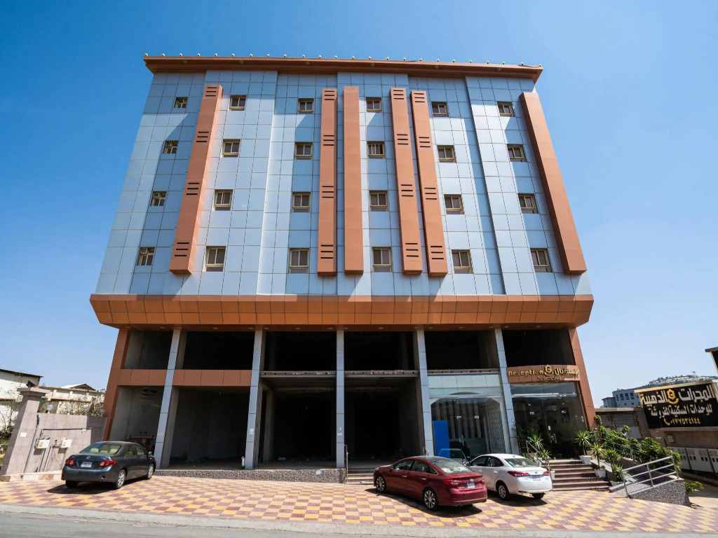 Golden Galaxies Serviced Apartments
