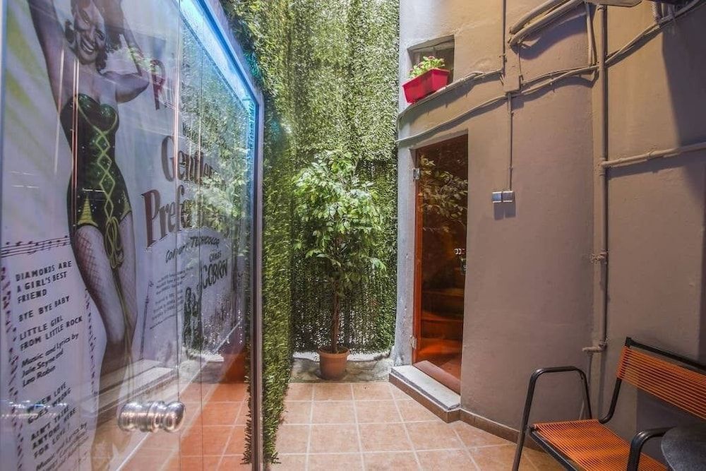 Boutique maisonette in Athens
