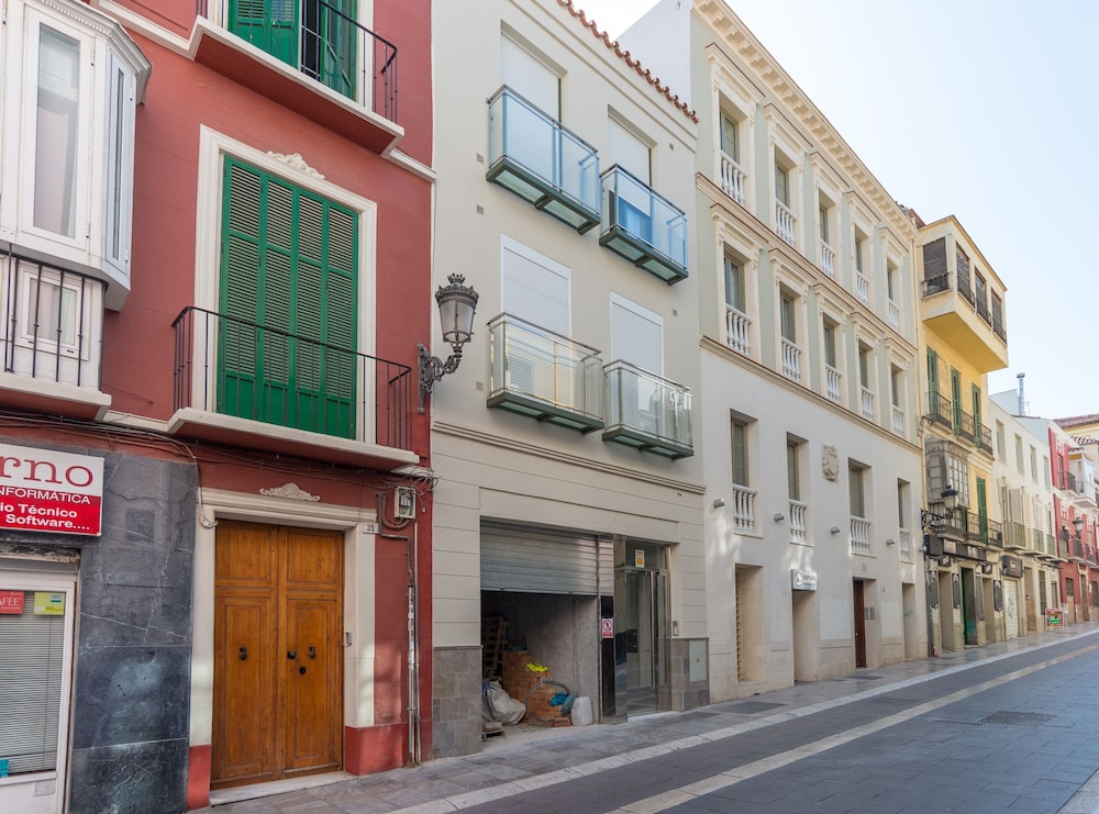 Teatro Plaza Apartments