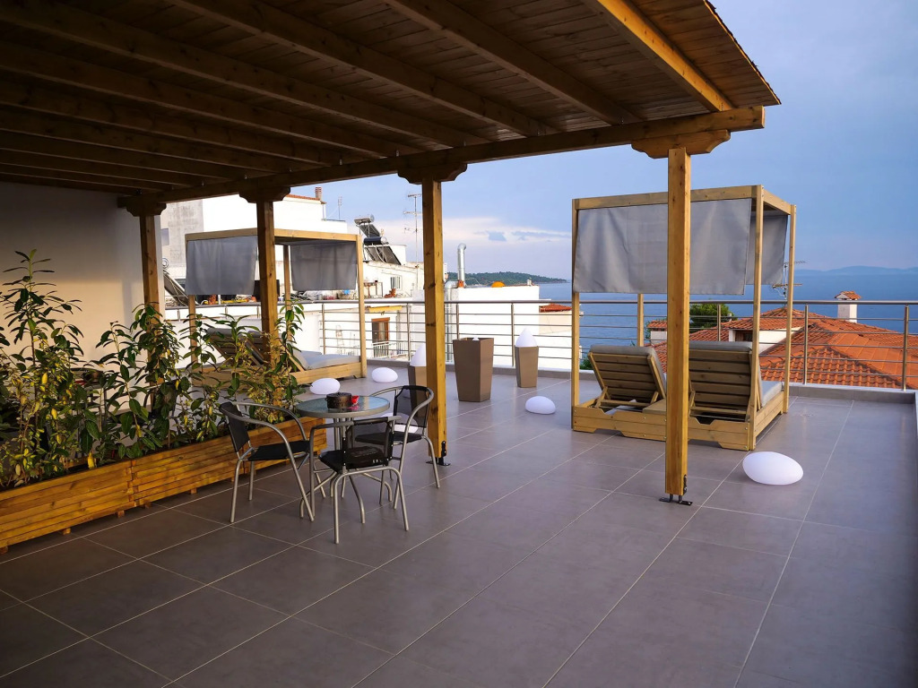 Sunshine Apartments