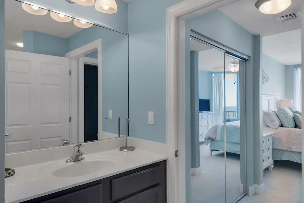 Emerald Dolphin unit 930 - Three Bedroom Condo