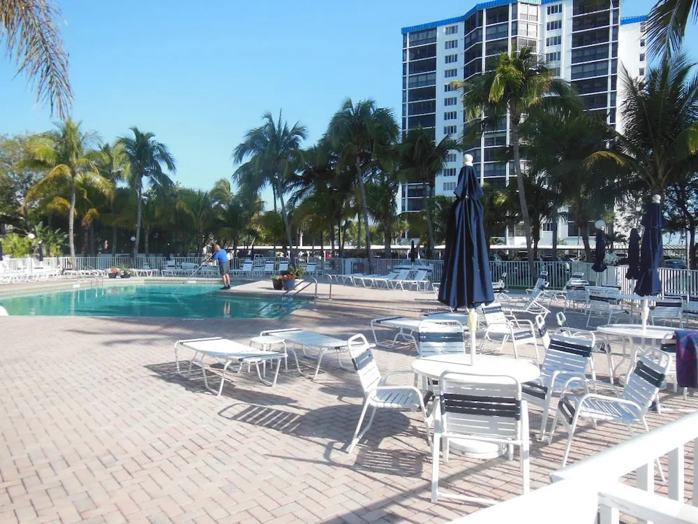 Ocean Harbor 1505B