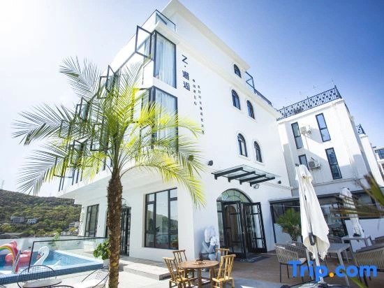 Shengsi Z·Encounter light luxury swimming pool resort