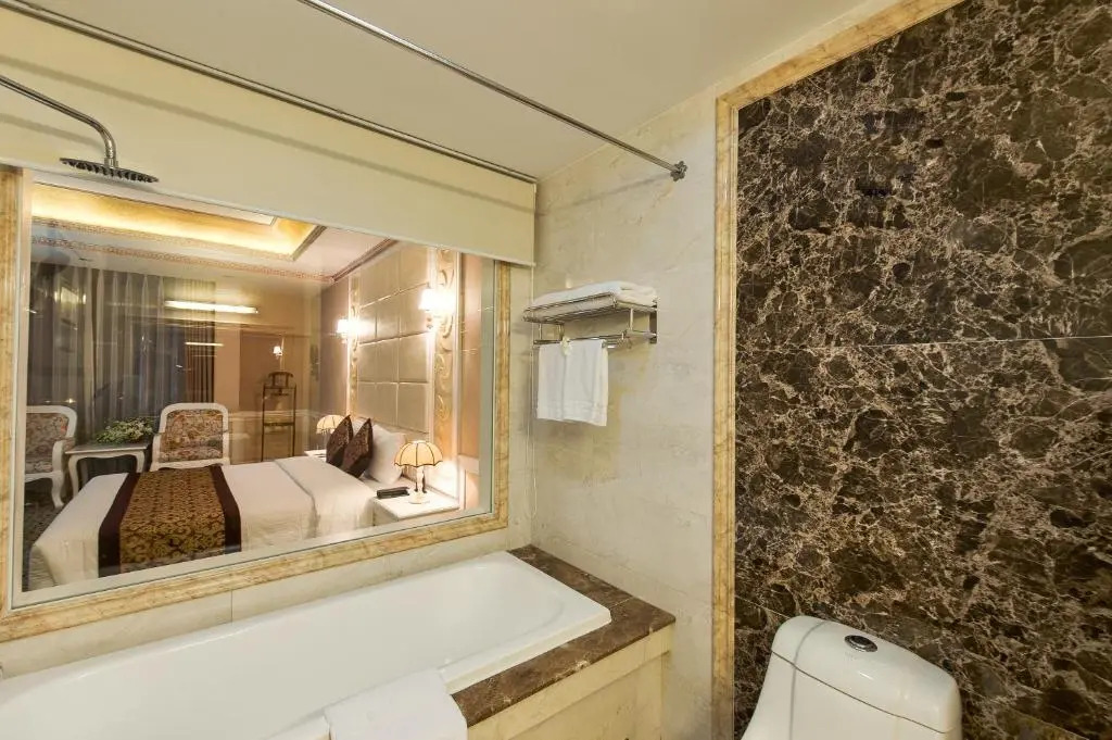 Muong Thanh Luxury Song Lam Hotel