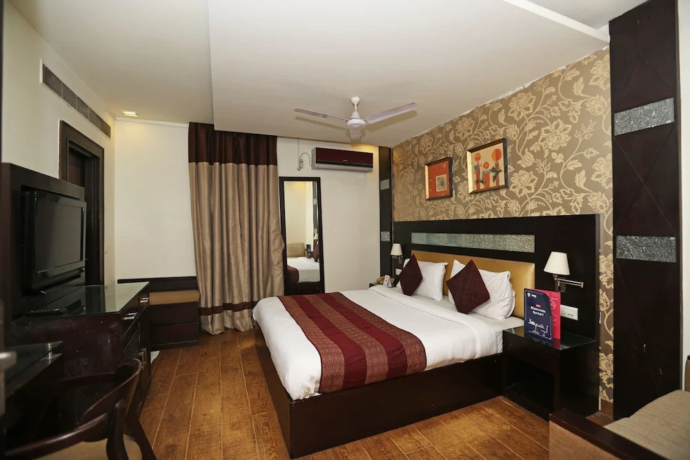 The Grand Hotel by OYO Rooms