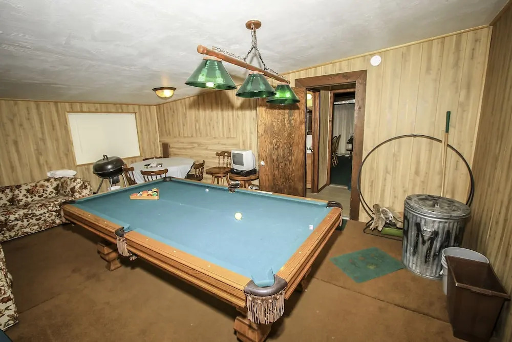 A Ski View - 2 Br home by RedAwning