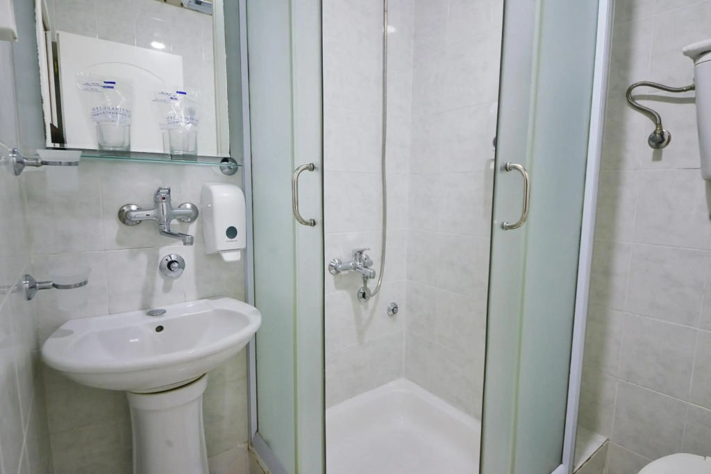 Hotel Podostrog