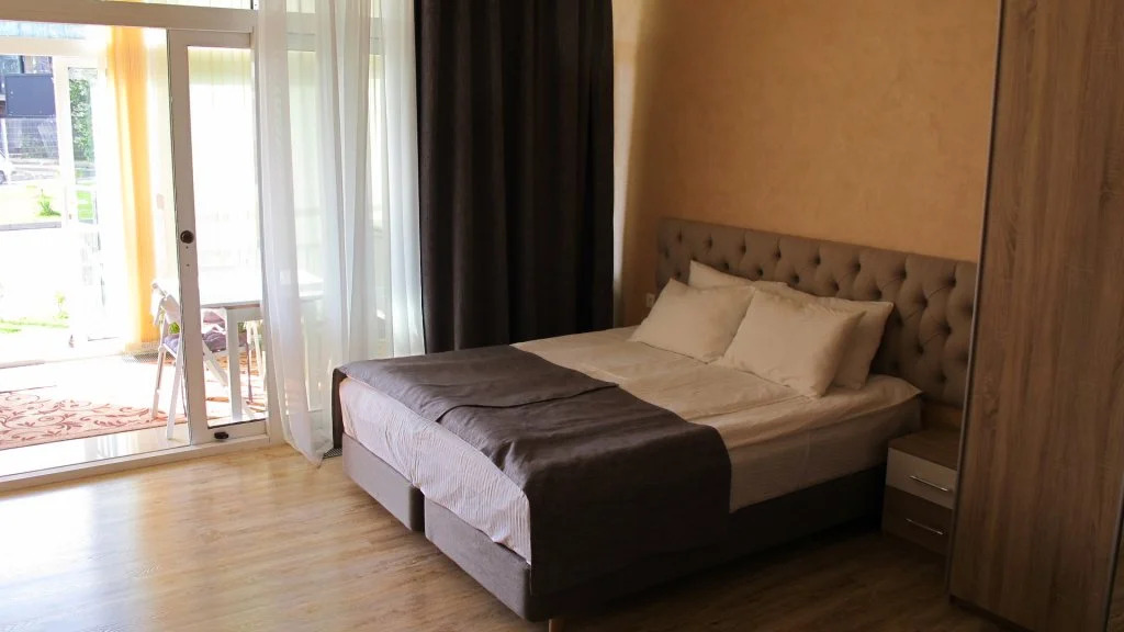 Na Bulvare Nadezhd 4/3 Apartments