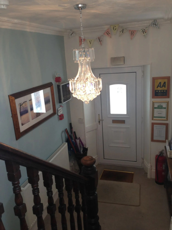 Invergarry Room Only Guest House For Adults