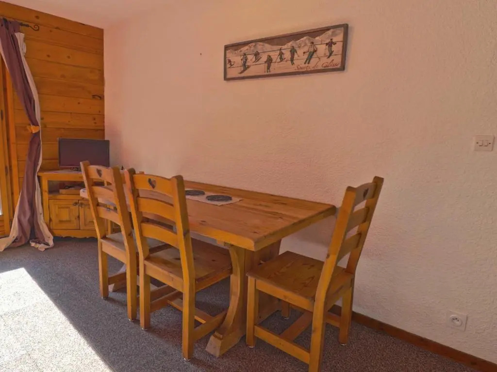 Appartement Méribel, 2 pièces, 4 personnes - FR-1-182-52