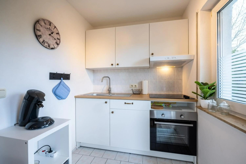 EG Wohnung, zentral, TOP Anbindung, mit großer Terrasse