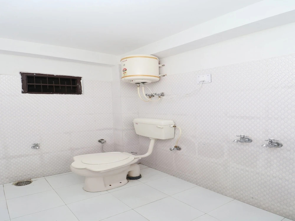 OYO Home 18565 Restful Stay