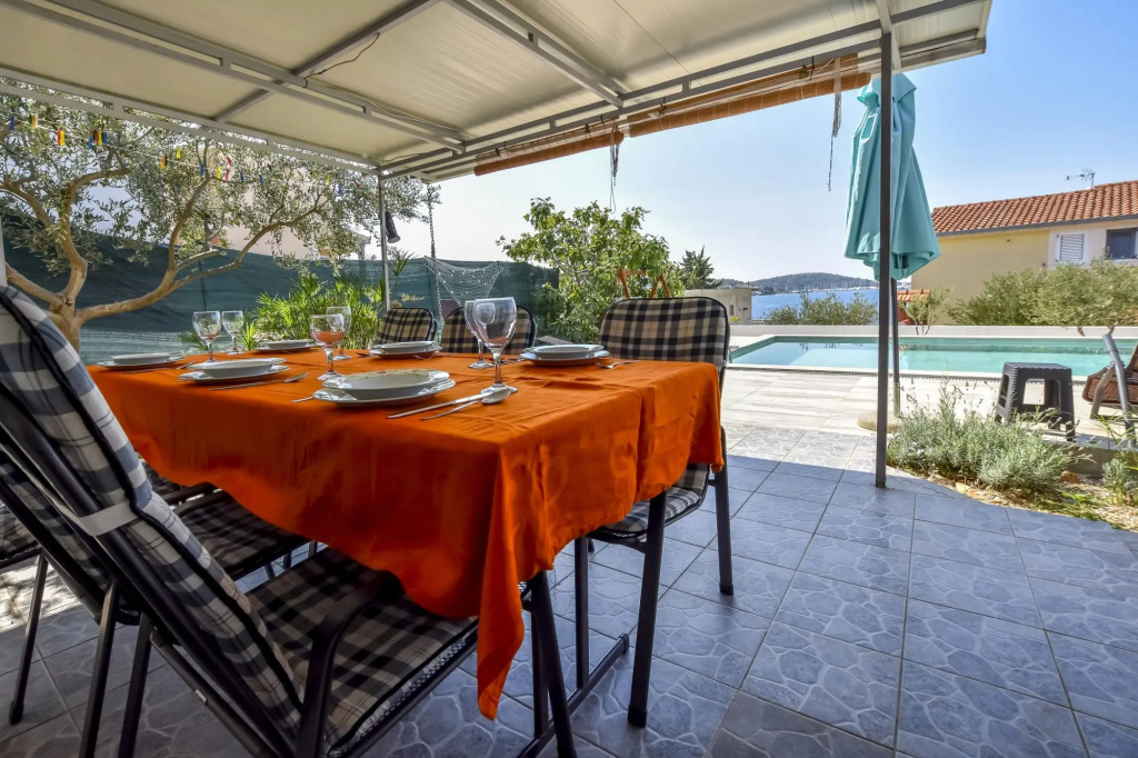 Apartments Osti