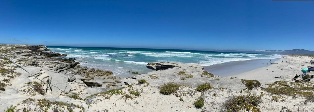 Ons C-Huis - Gansbaai Seafront Accommodation, back-up power