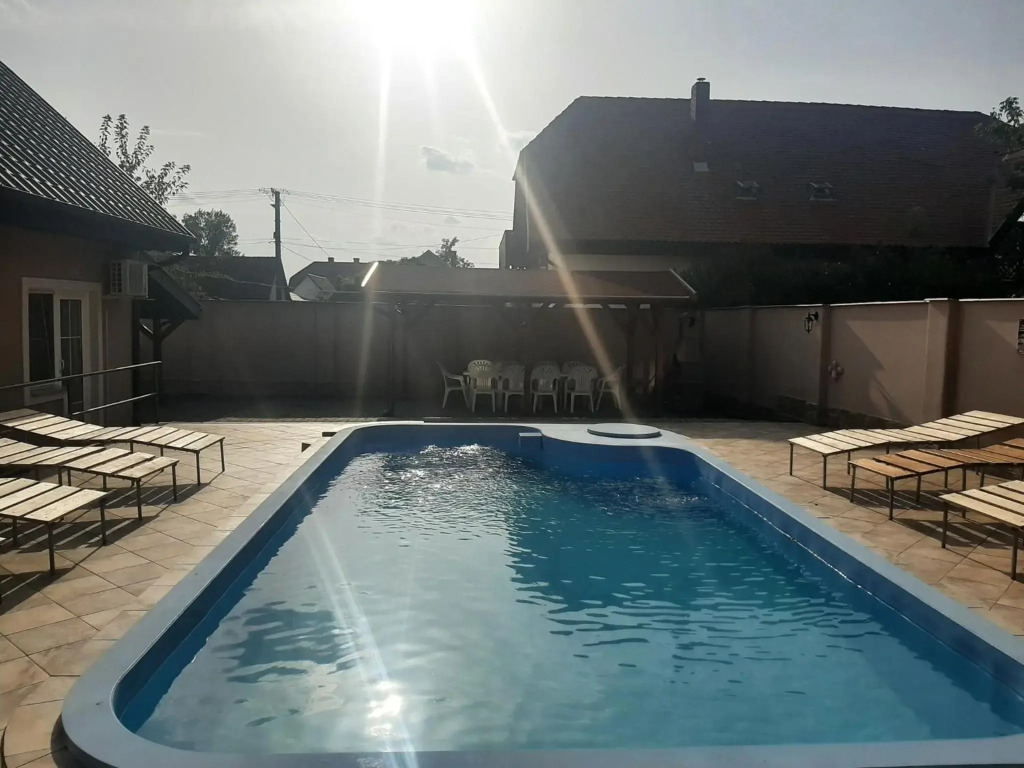 2 féröhelyes apartman