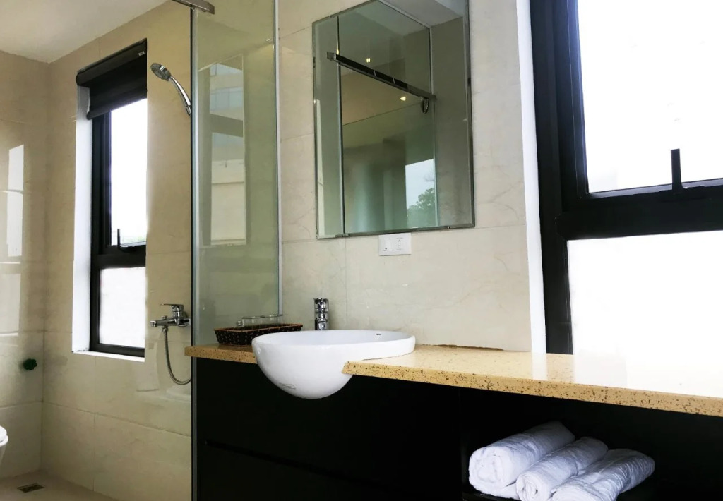 Ivy Hotel Bai Chay Ha Long