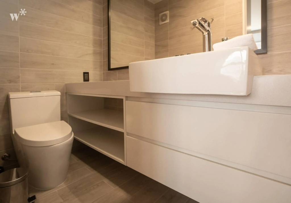 Monochromatic 1BR in Lovely Barranco
