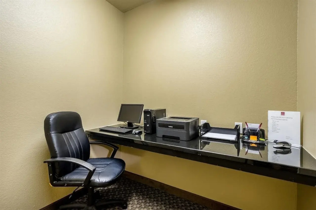 Comfort Suites Near Texas State University
