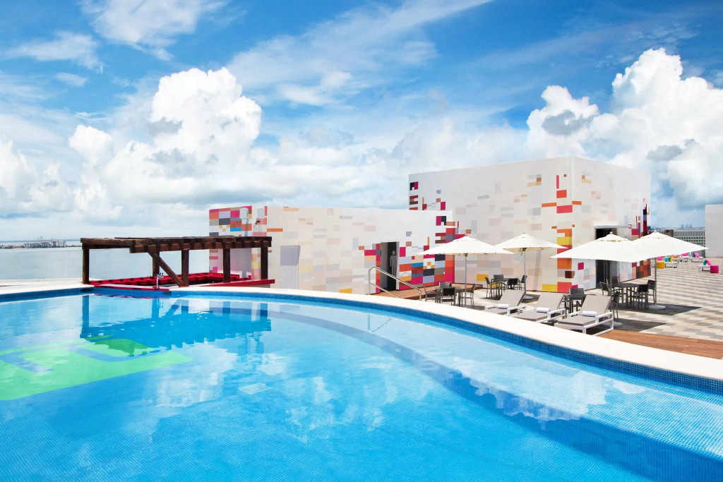 Aloft by Marriott Cancun