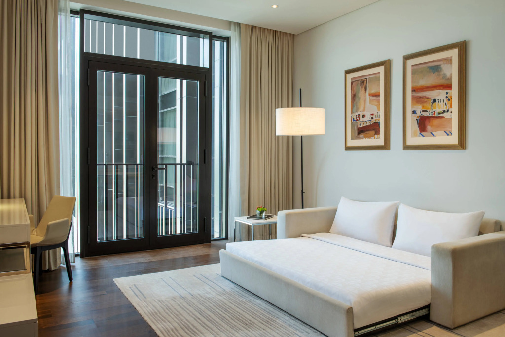 La Ville Hotel & Suites CITY WALK Dubai, Autograph Collection