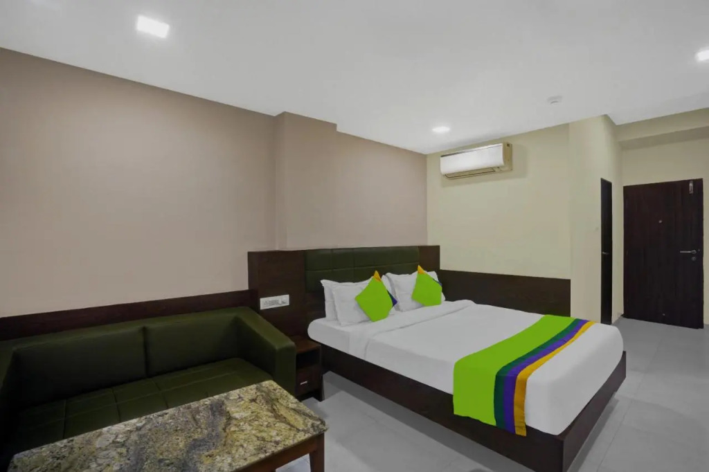 Greenotel Rooms Hazira, Surat