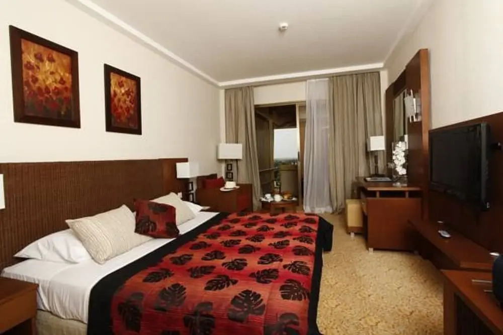 Ledger Plaza Bissau