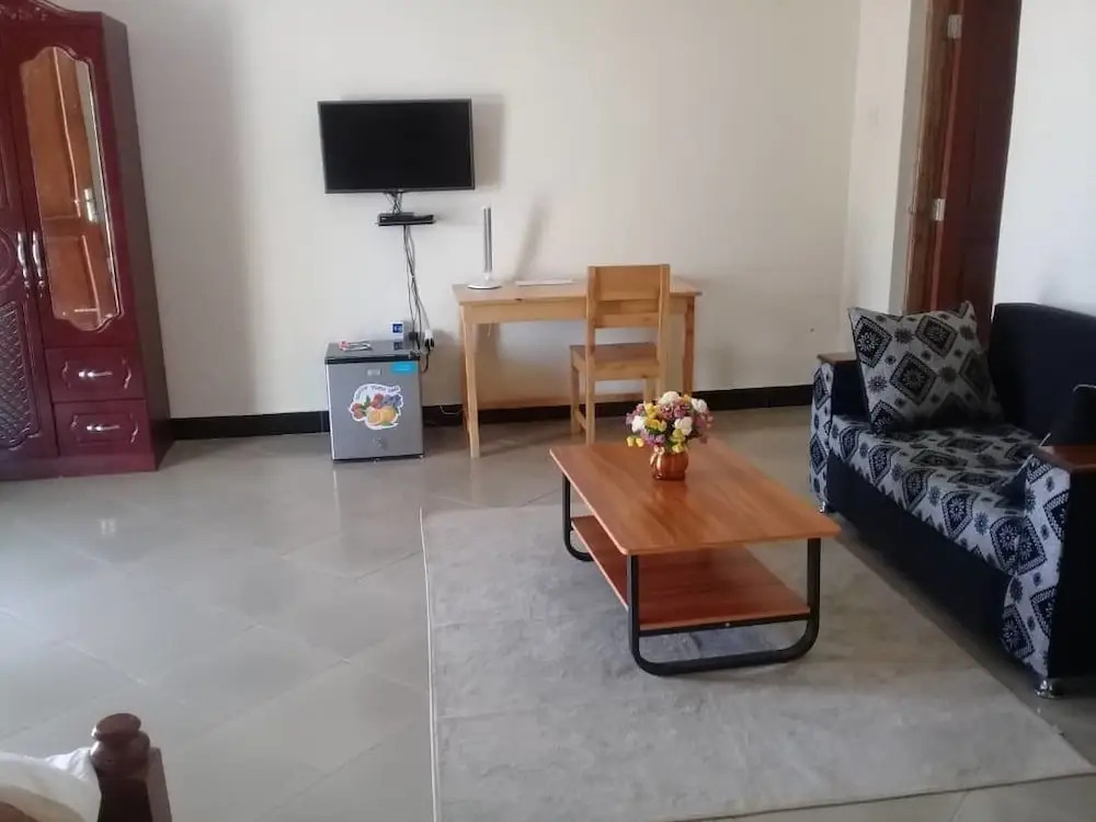 Kisasa Home