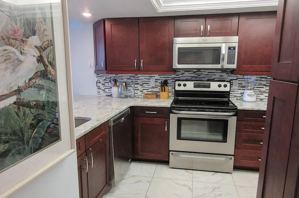 Eden 202 - 2 Br Condo