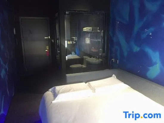 Yantai Fenglu Shanggu Jumu Cinema Hotel