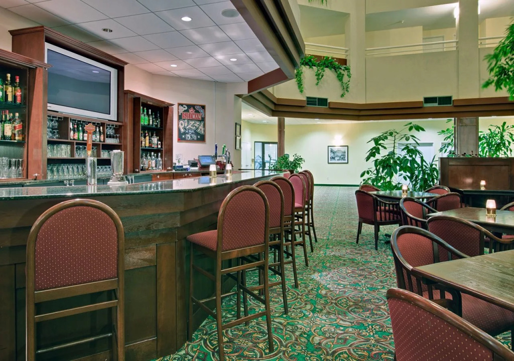 Holiday Inn Montreal Longueuil by IHG