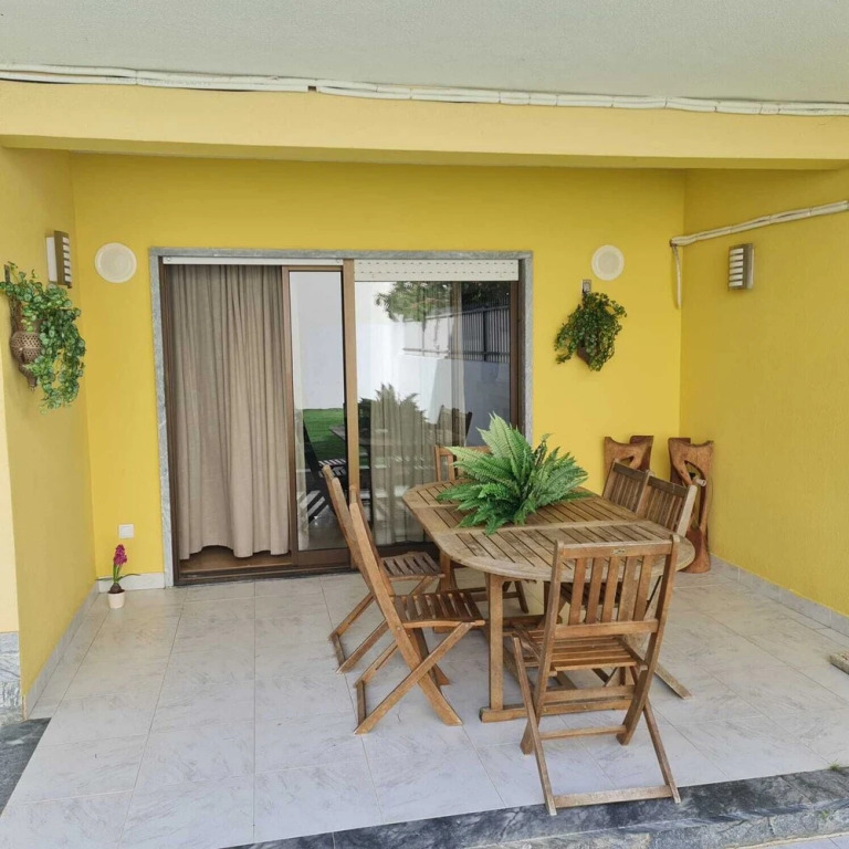 S.SOARES beach parede
