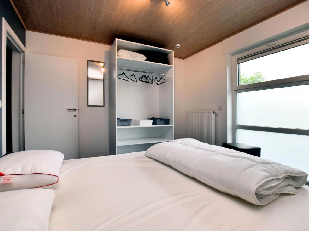 Pleasant Holiday Home in Somme-Leuze with Sauna and Terrace