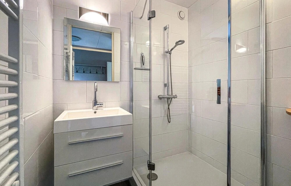 Beautiful Home in Sint Nicolaasga With Wifi and 3 Bedrooms