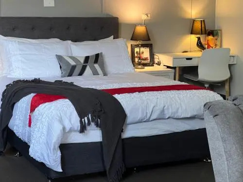 Longhorn Ranch Apartments
