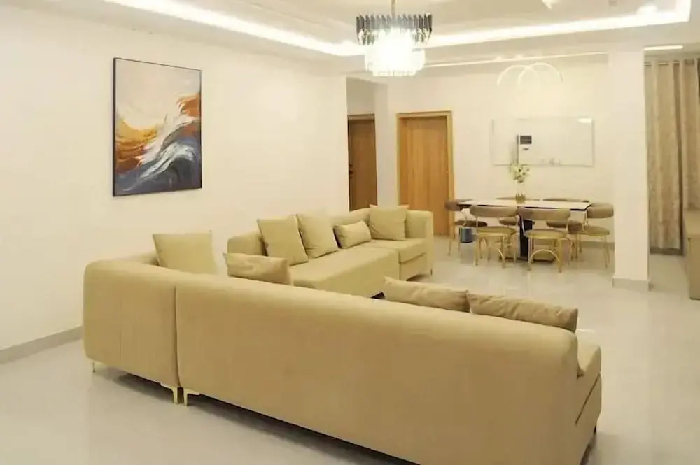 Exquisite Apartments By Signature