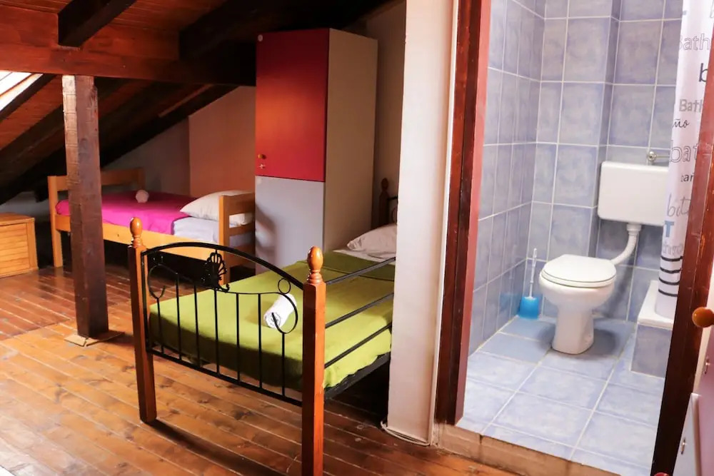 Alma Hostel 2