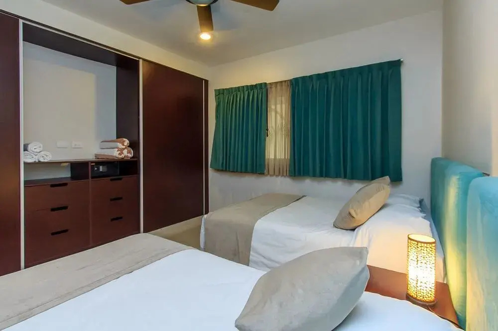 Sabbia 3101 2 Bedrooms All In Suite by RedAwning