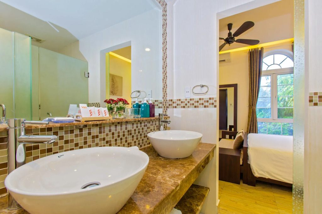 Vaia Hoi An Boutique Hotel