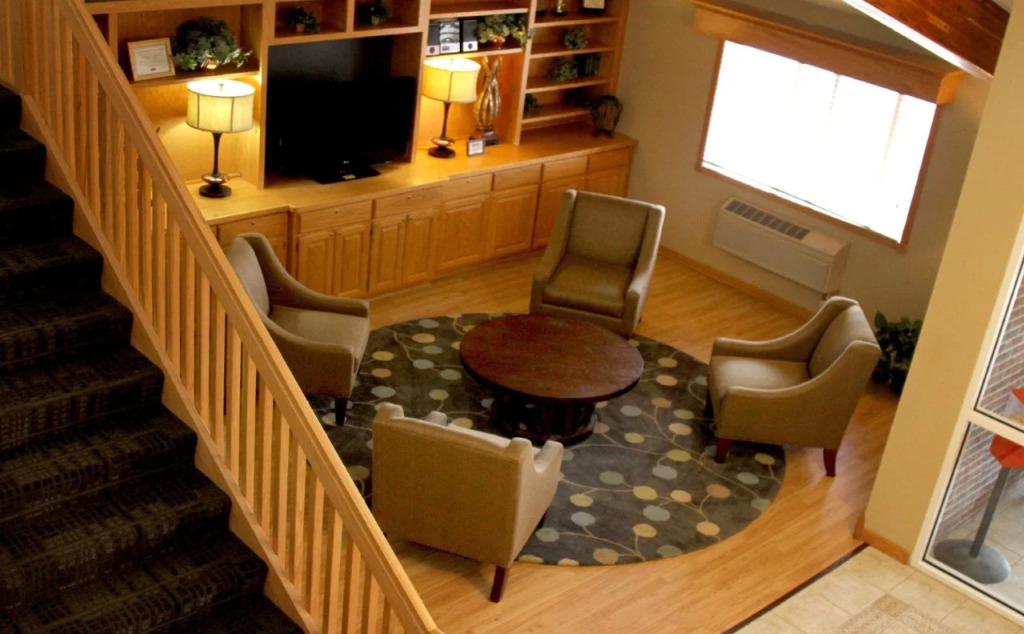 SureStay Plus Hotel by Best Western Litchfield