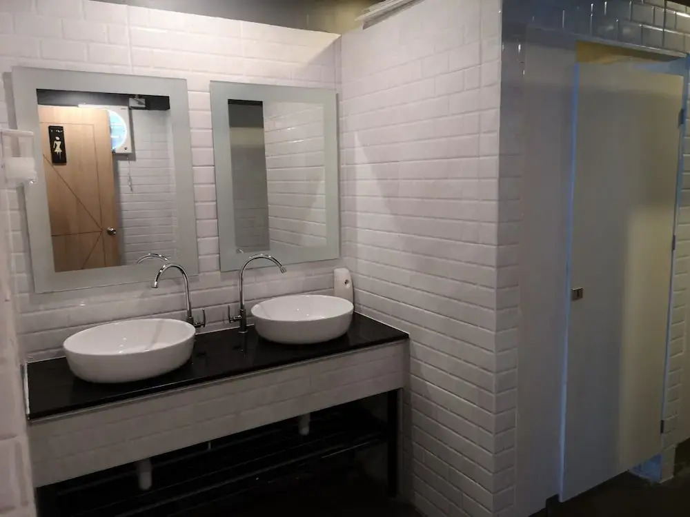 Connect Hostel Patong