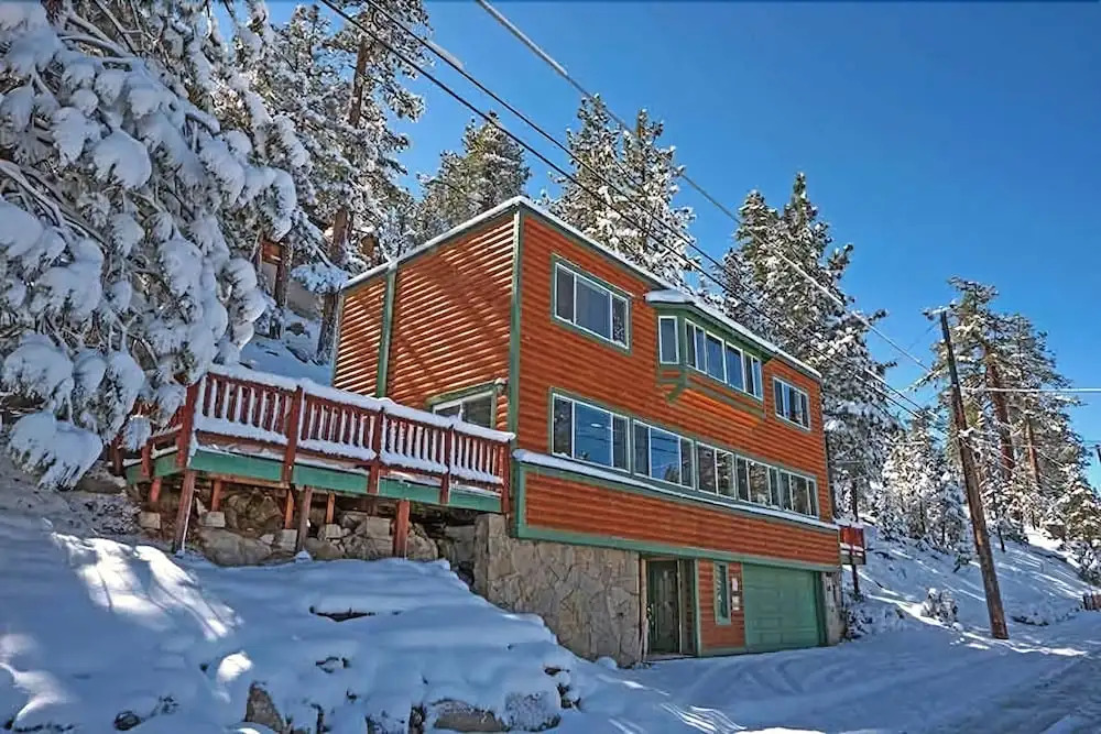 4221 Saddle Road by RedAwning