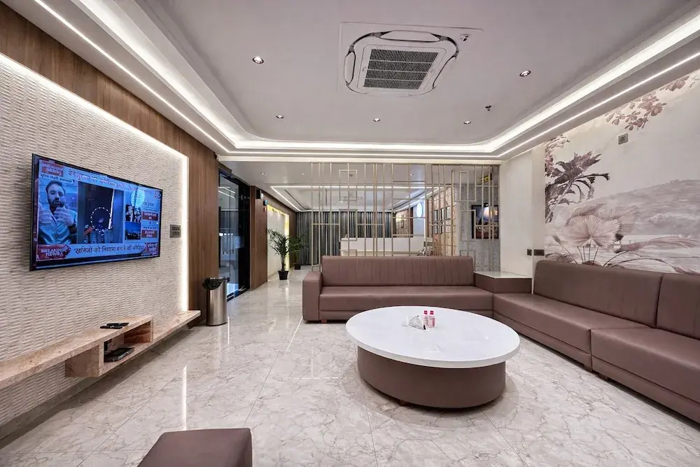 Hotel The Crown Inn Jhunjhunu