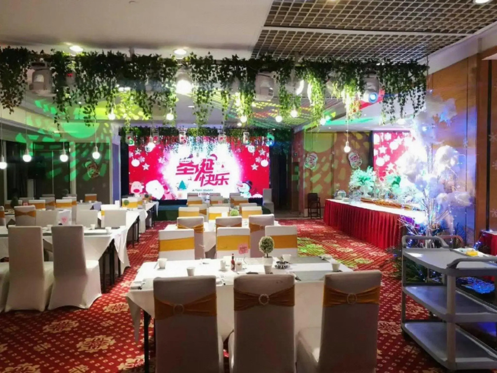 Datong Yun Gang Mei Gao Hotel