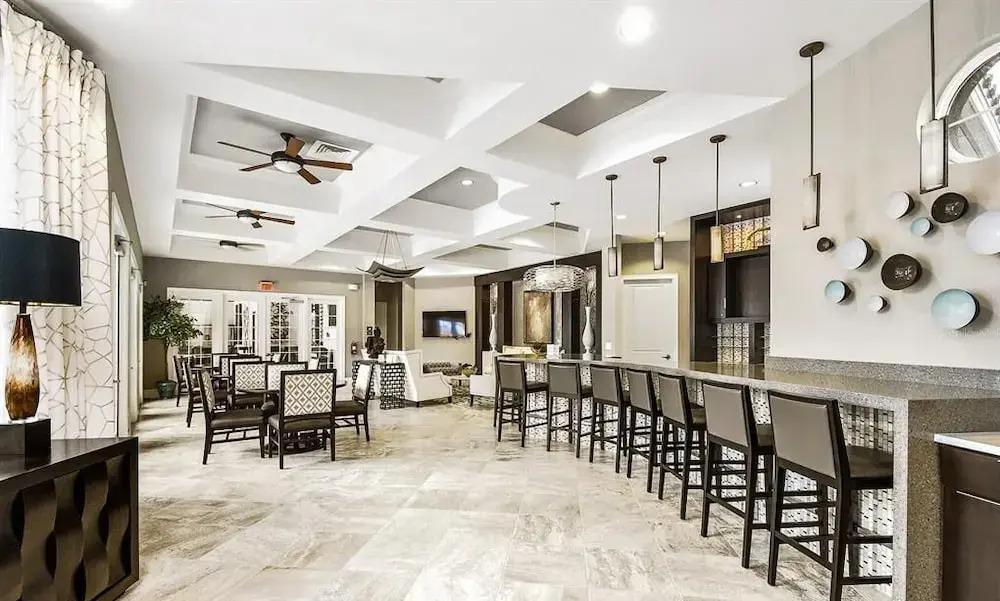 4606 TD - 5BR Townhome Marvel: Private Pool